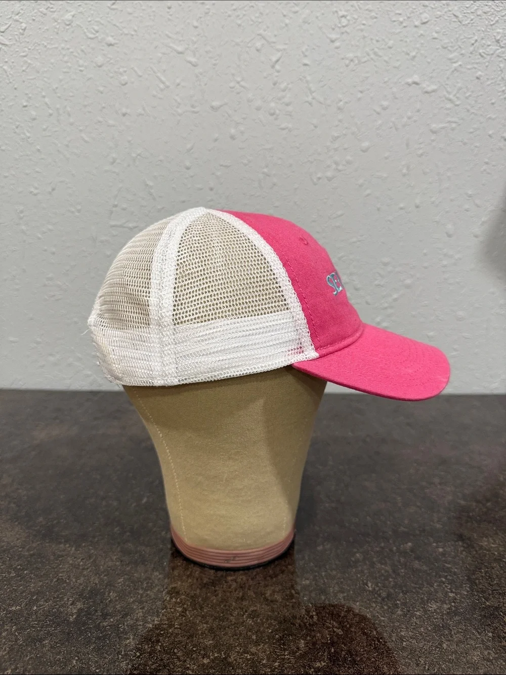 The Seaside Style bright pink
